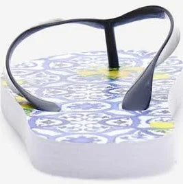 Παιδικές σαγιονάρες Guess