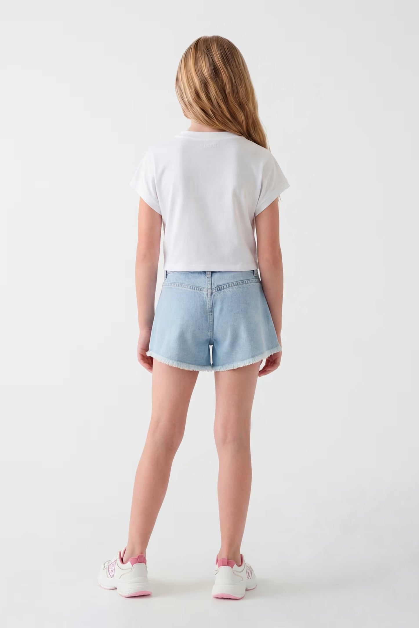 Παιδικό σορτσάκι Guess
